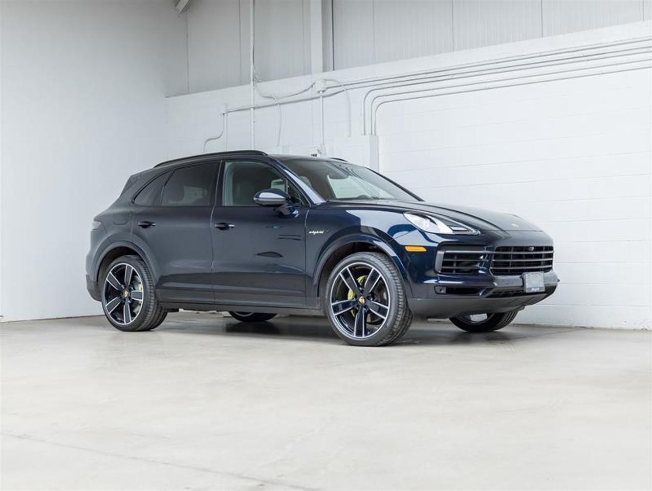 2023 Porsche Cayenne  Photo