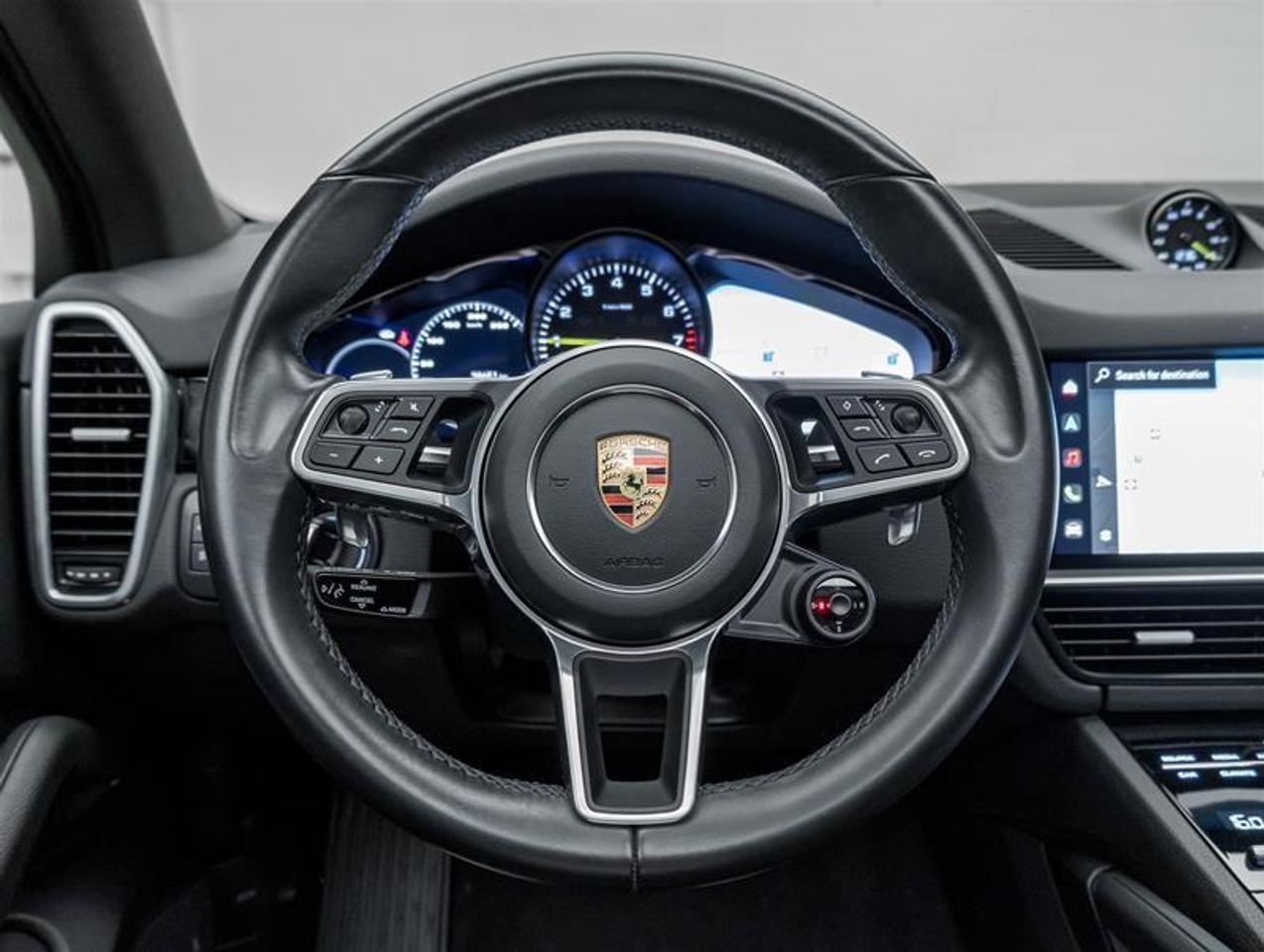 2023 Porsche Cayenne  Photo