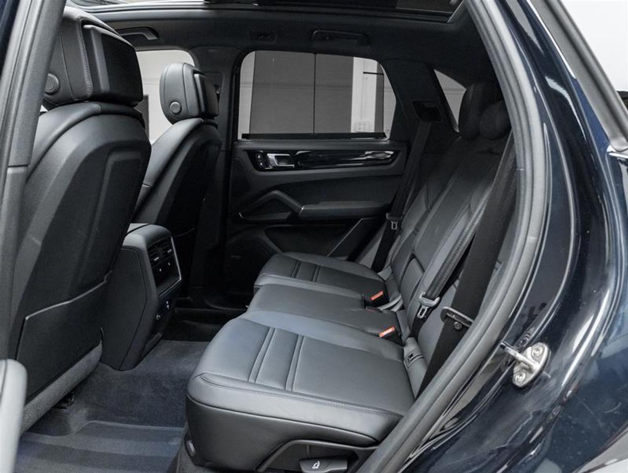 2023 Porsche Cayenne  Photo