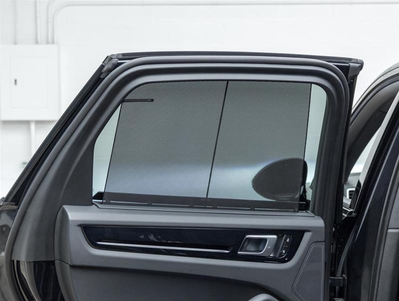 2023 Porsche Cayenne  Photo