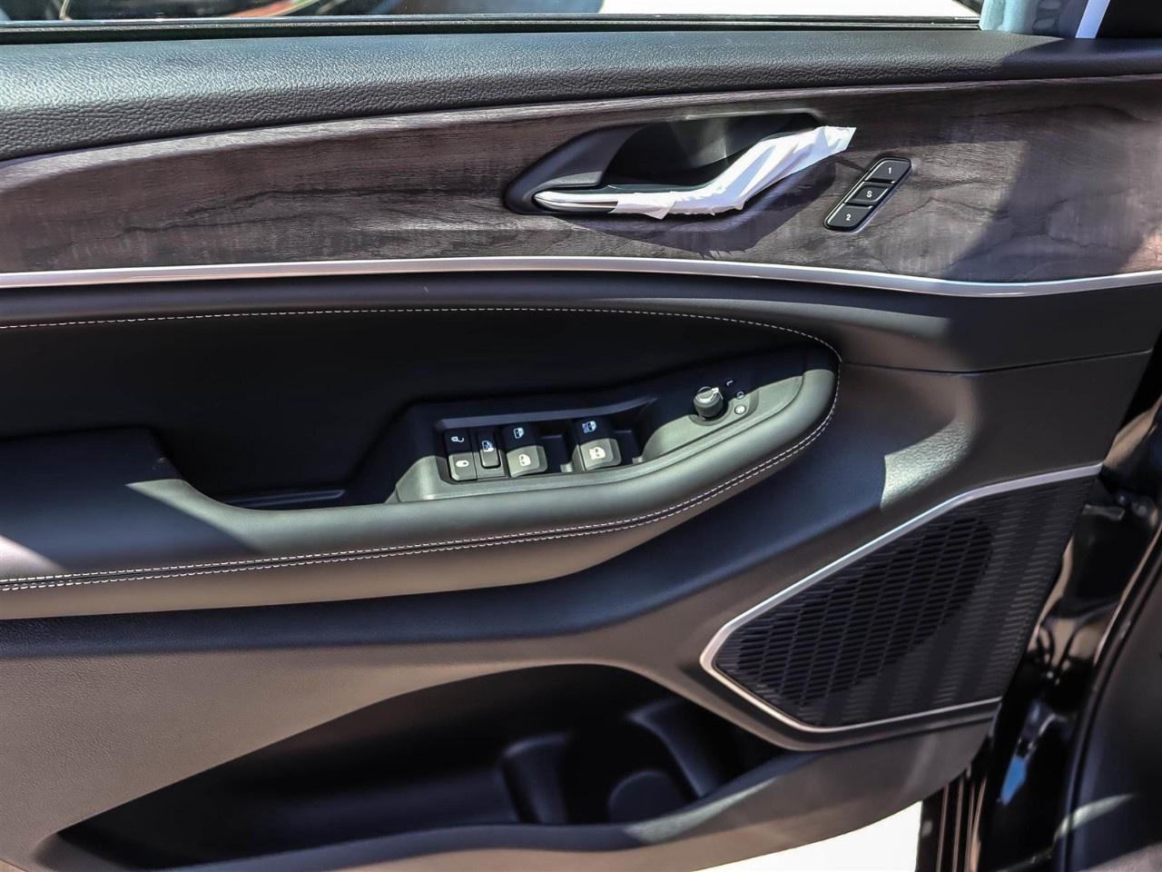 2026 Jeep Grand Cherokee  Photo