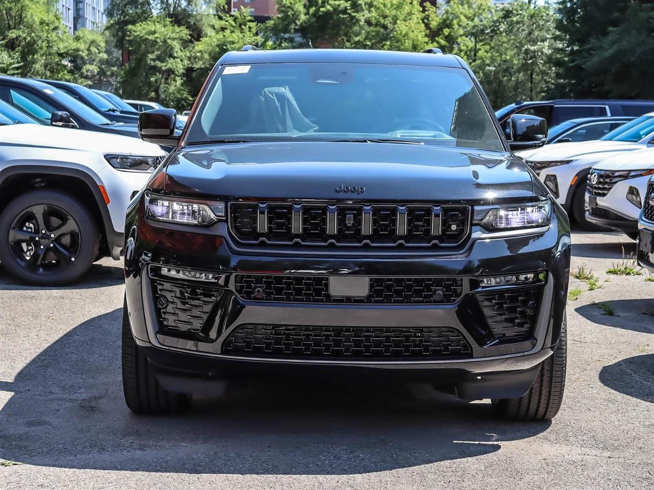 2026 Jeep Grand Cherokee  Photo5