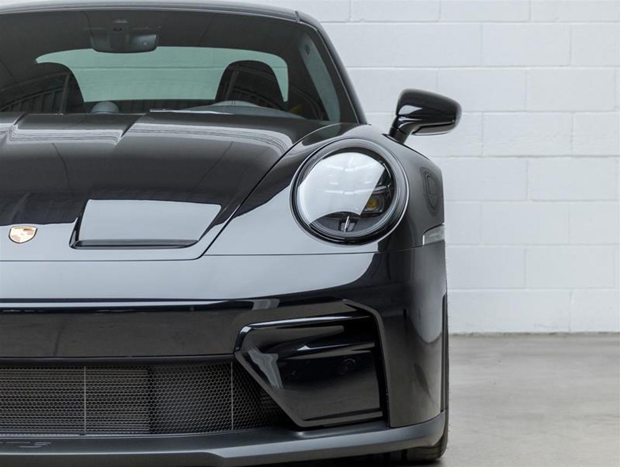2026 Porsche 911  Photo3