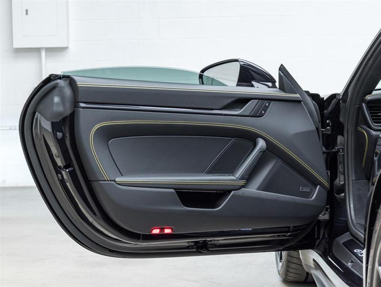 2026 Porsche 911  Photo