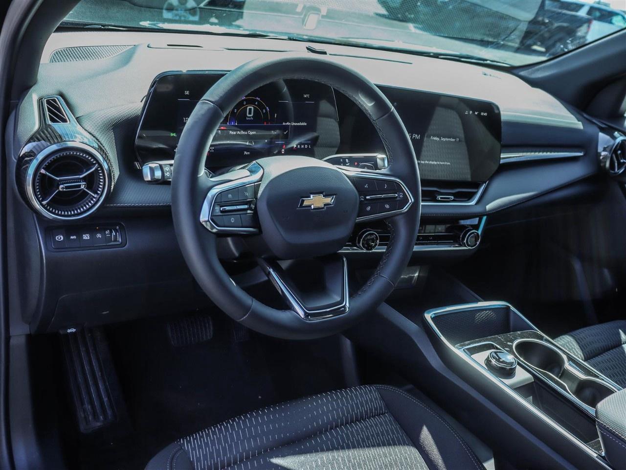 2027 Chevrolet Equinox AWD LT Photo