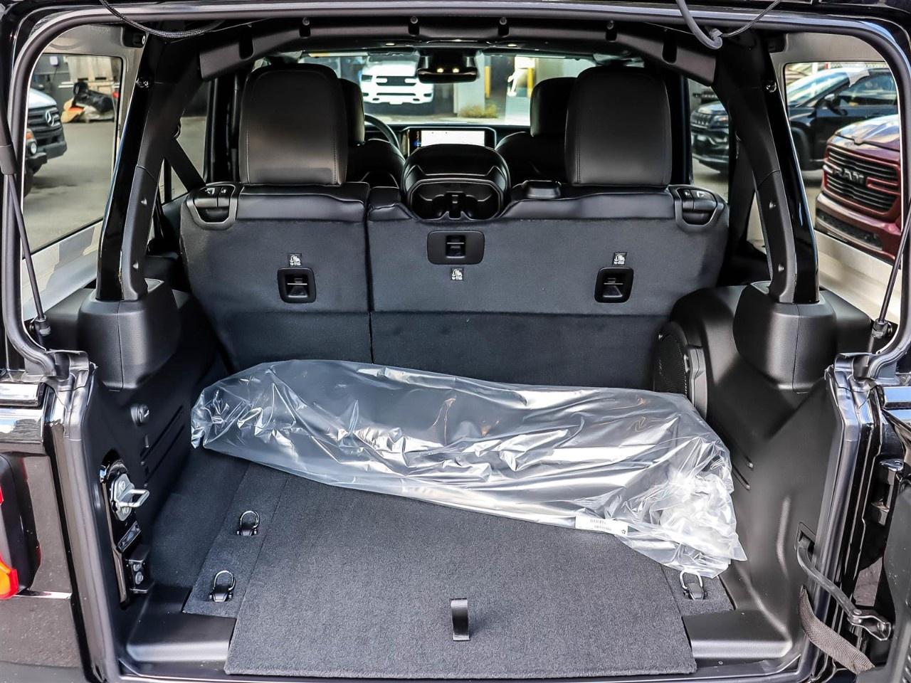 2027 Jeep Wrangler Sahara 4 Door 4x4 Photo