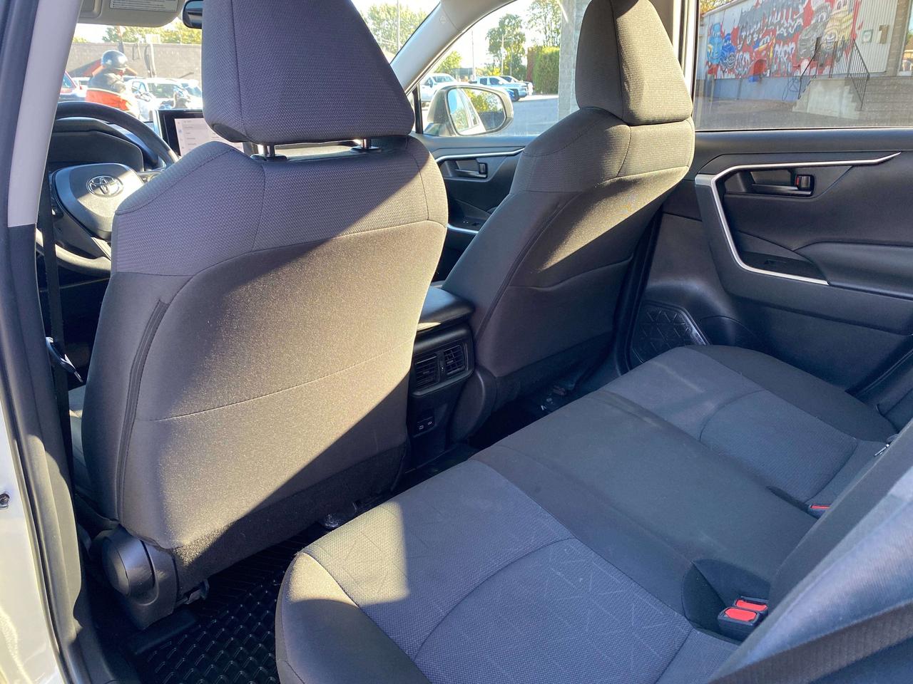 2024 Toyota RAV4 LE, AWD, HEATED CLOTH SEATS! Photo