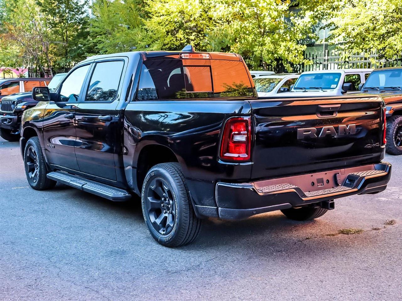 2027 RAM 1500  Photo
