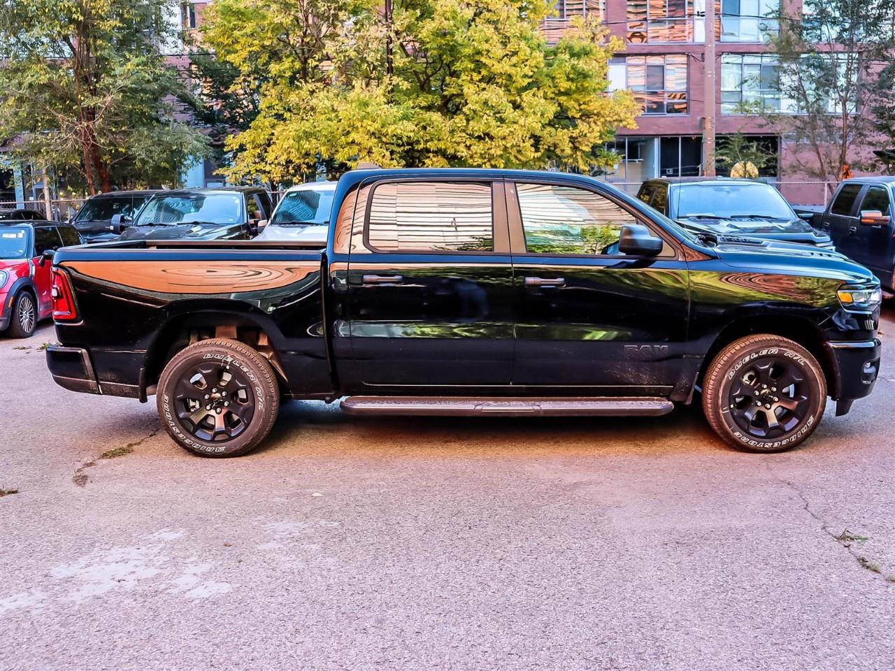 2027 RAM 1500  Photo