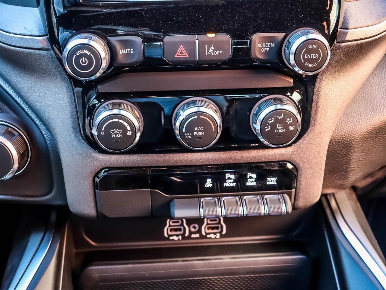 2027 RAM 1500  Photo