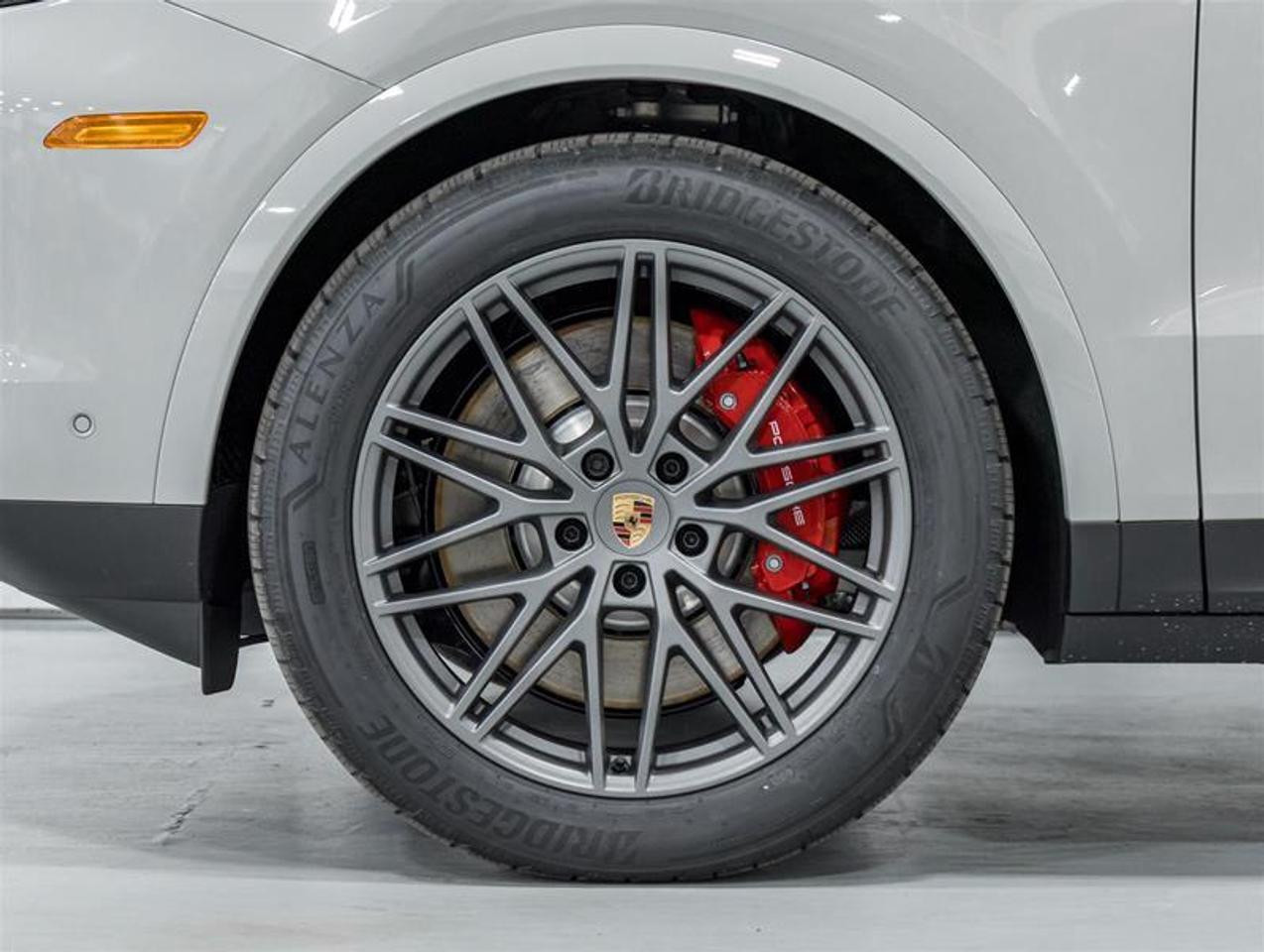 2026 Porsche Cayenne  Photo