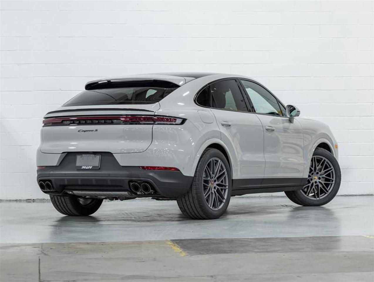 2026 Porsche Cayenne  Photo