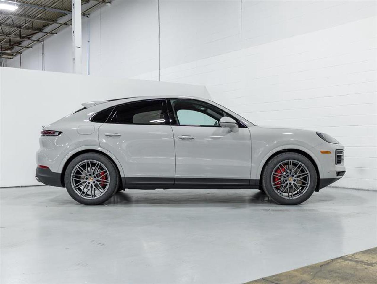 2026 Porsche Cayenne  Photo