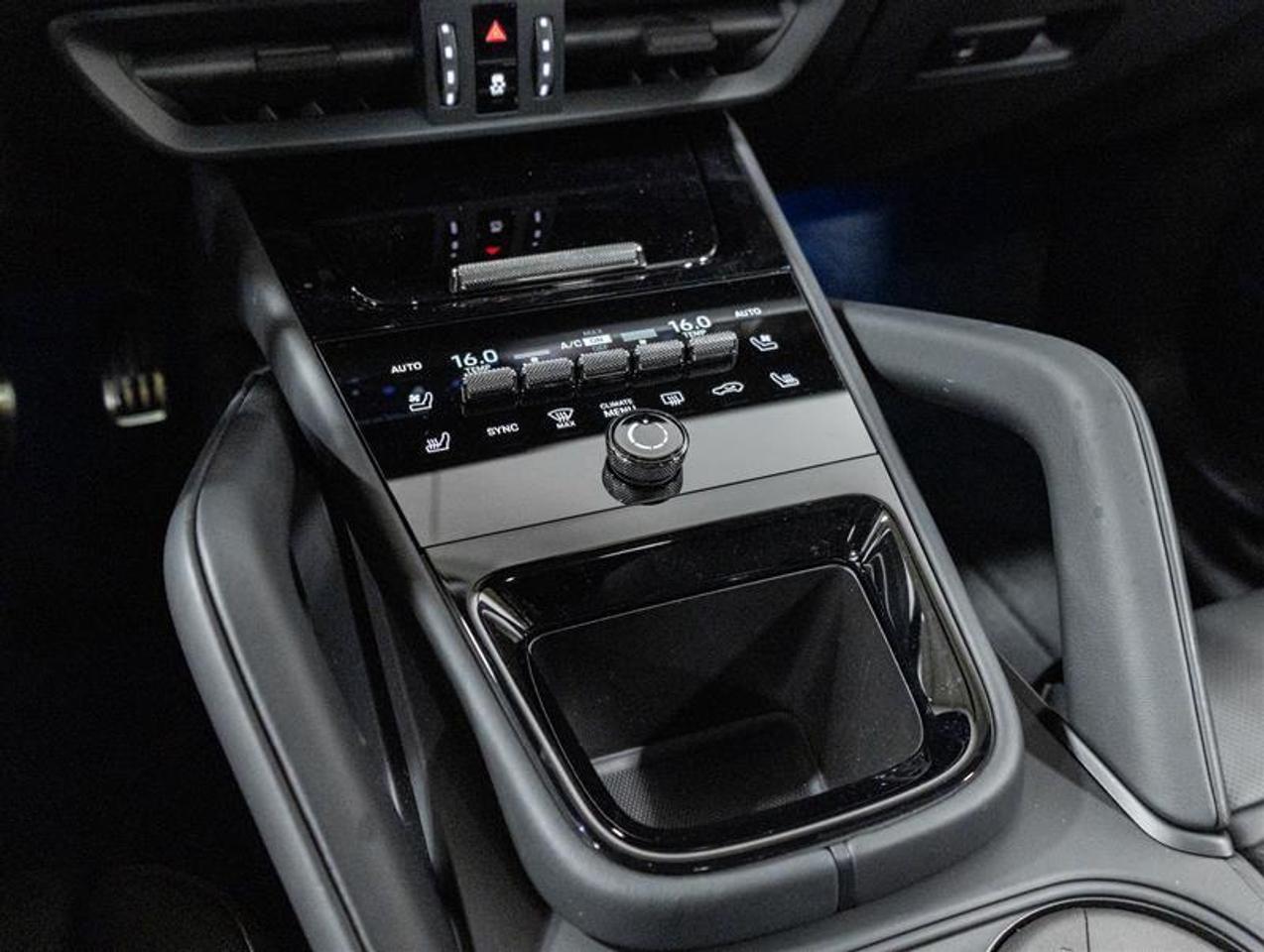 2026 Porsche Cayenne  Photo