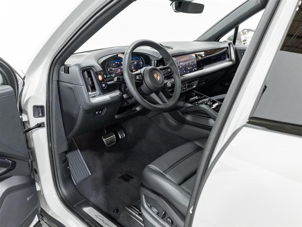 2026 Porsche Cayenne  Photo