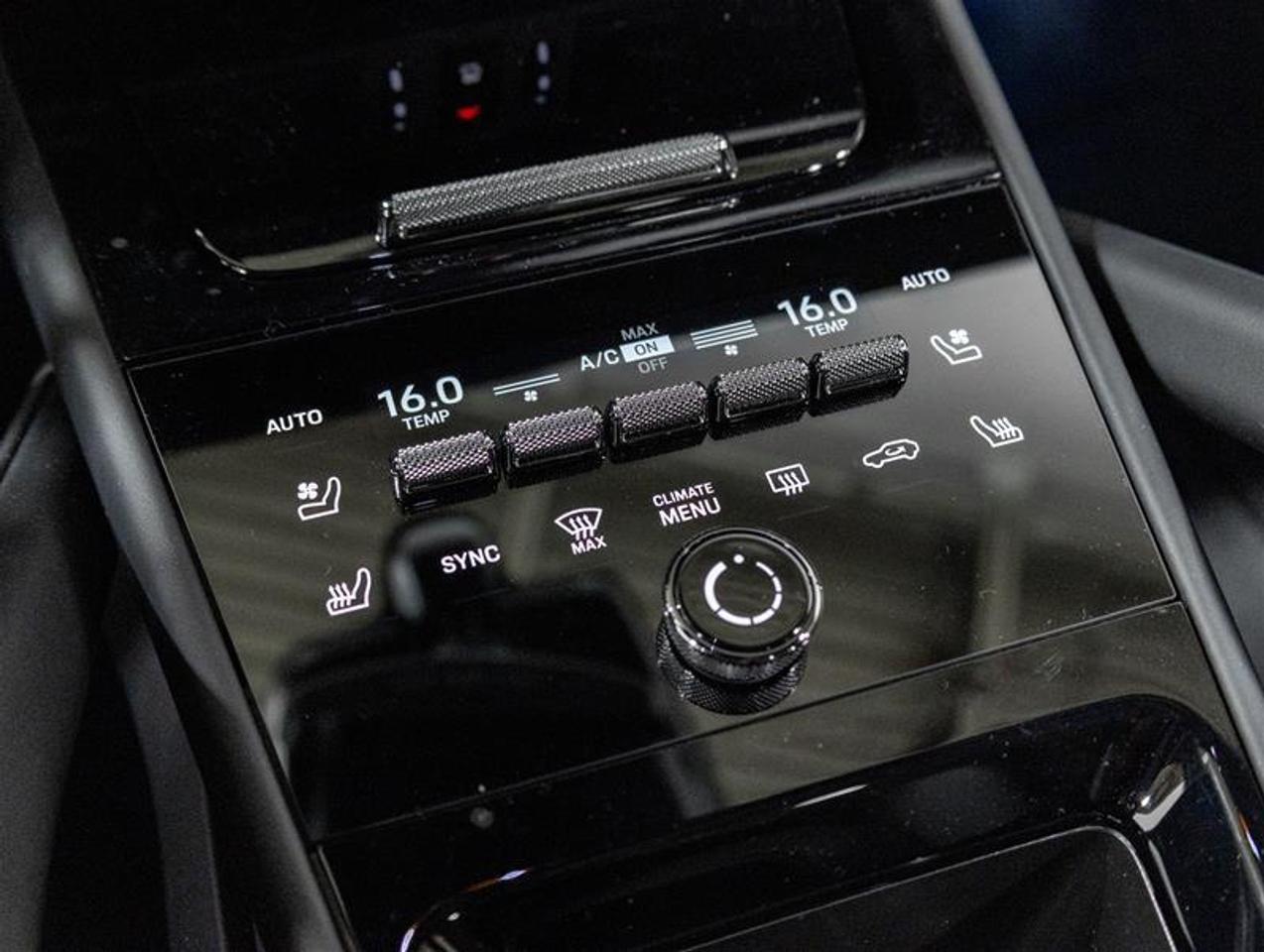 2026 Porsche Cayenne  Photo