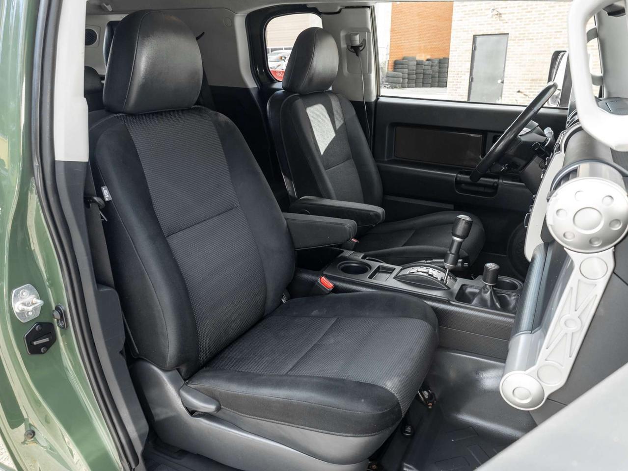 2012 Toyota FJ Cruiser Off Road PKG-Urban PKG-Dealer Serviced-JBL-Rear Diff Lock- Photo