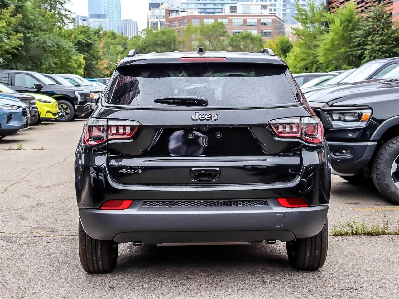 2026 Jeep Compass NORTH 4X4 Photo