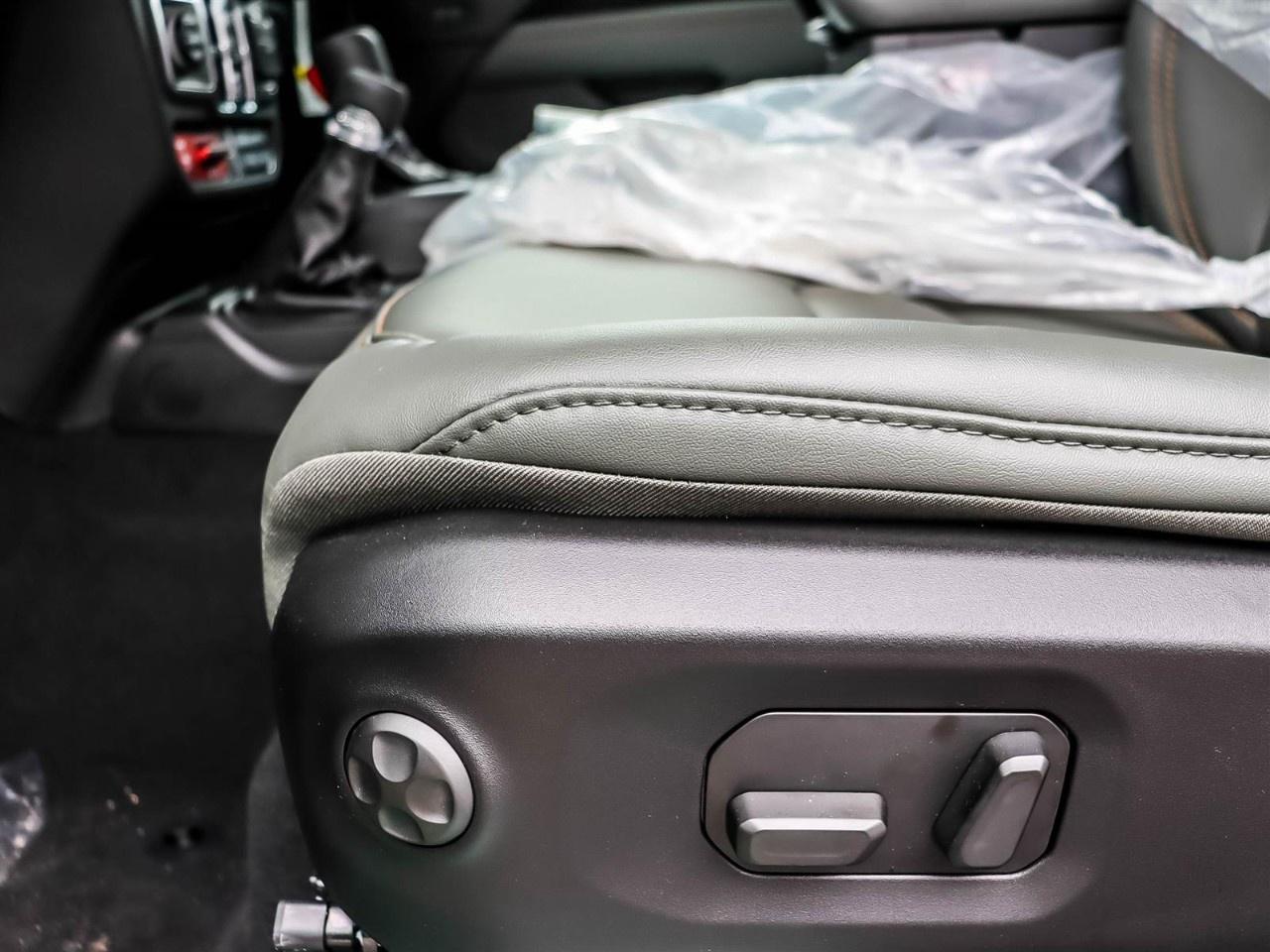 2026 Jeep Gladiator Mojave 4x4 Photo