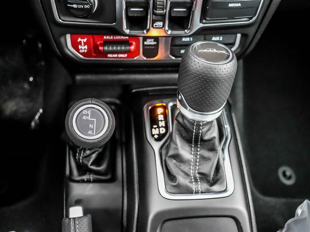 2026 Jeep Gladiator Mojave 4x4 Photo