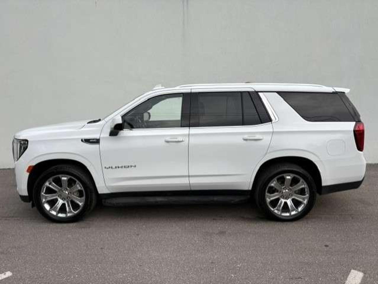 2021 GMC Yukon SLE 4X4 8 PASSENGER-LEATHER-CAM-REMOTE START-22'S Photo1