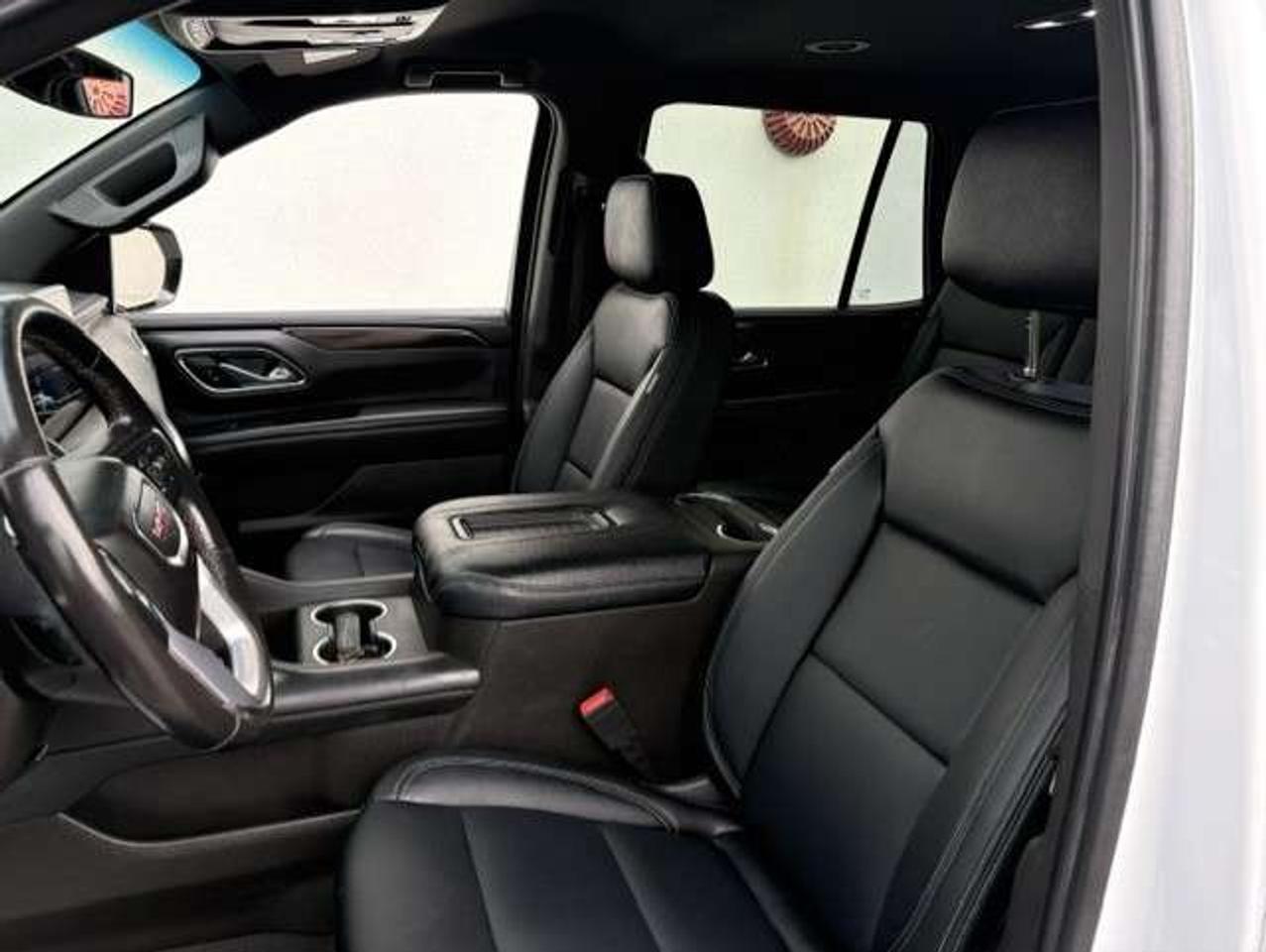 2021 GMC Yukon SLE 4X4 8 PASSENGER-LEATHER-CAM-REMOTE START-22'S Photo