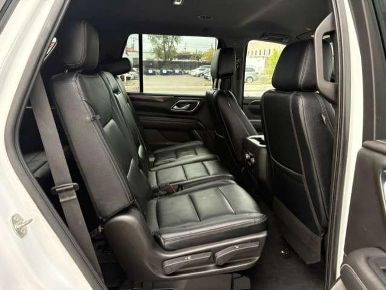 2021 GMC Yukon SLE 4X4 8 PASSENGER-LEATHER-CAM-REMOTE START-22'S Photo