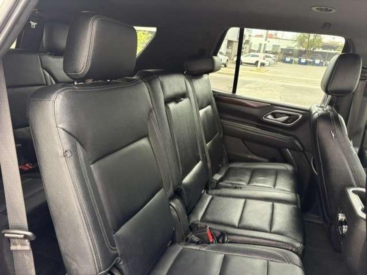 2021 GMC Yukon SLE 4X4 8 PASSENGER-LEATHER-CAM-REMOTE START-22'S Photo