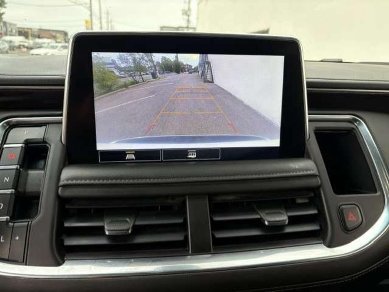 2021 GMC Yukon SLE 4X4 8 PASSENGER-LEATHER-CAM-REMOTE START-22'S Photo