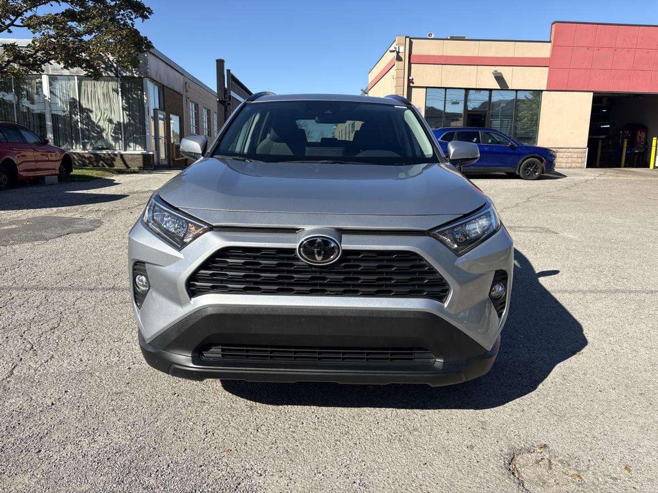 2021 Toyota RAV4 XLE AWD/LOW MILEAGE/CLEAN CARFAX Photo5