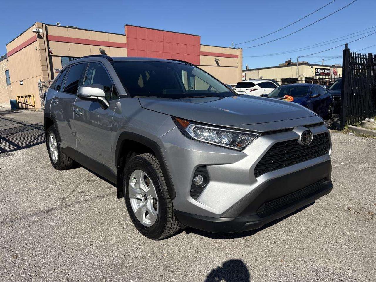 2021 Toyota RAV4 XLE AWD/LOW MILEAGE/CLEAN CARFAX Photo