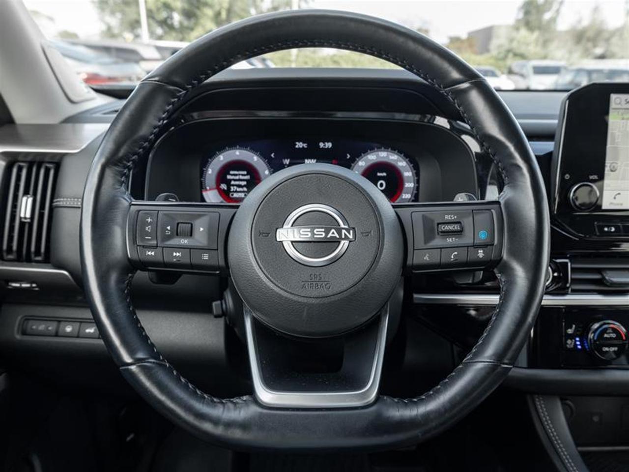 2024 Nissan Pathfinder Platinum 4dr 4x4 Photo