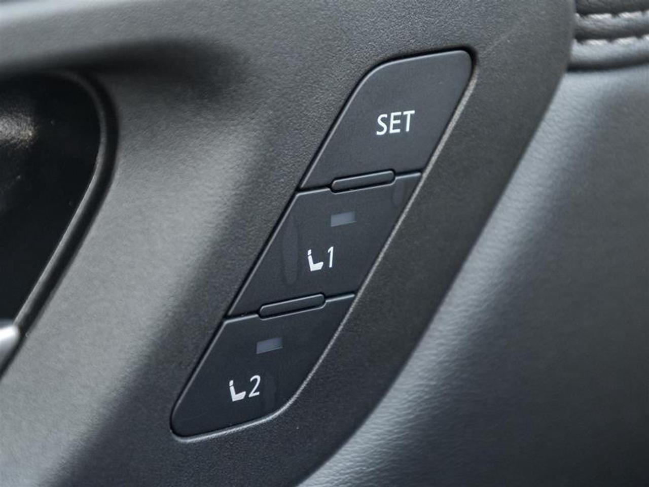 2024 Nissan Pathfinder Platinum 4dr 4x4 Photo