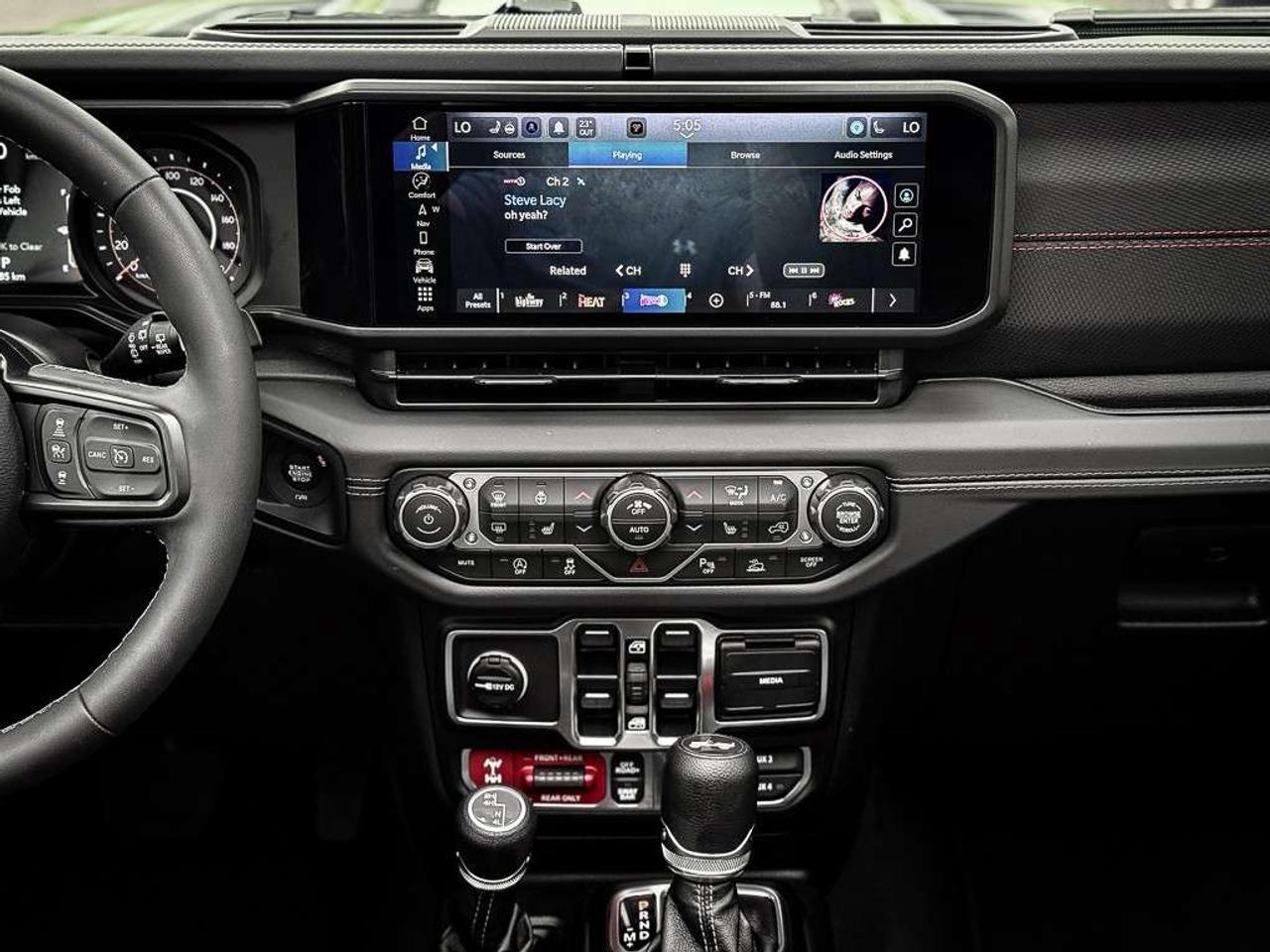 2026 Jeep Wrangler Rubicon   SKY TOP   ALPINE AUDIO   OFF-ROAD CAM   HEATED SEATS   ADAPTIVE CRUISE Photo