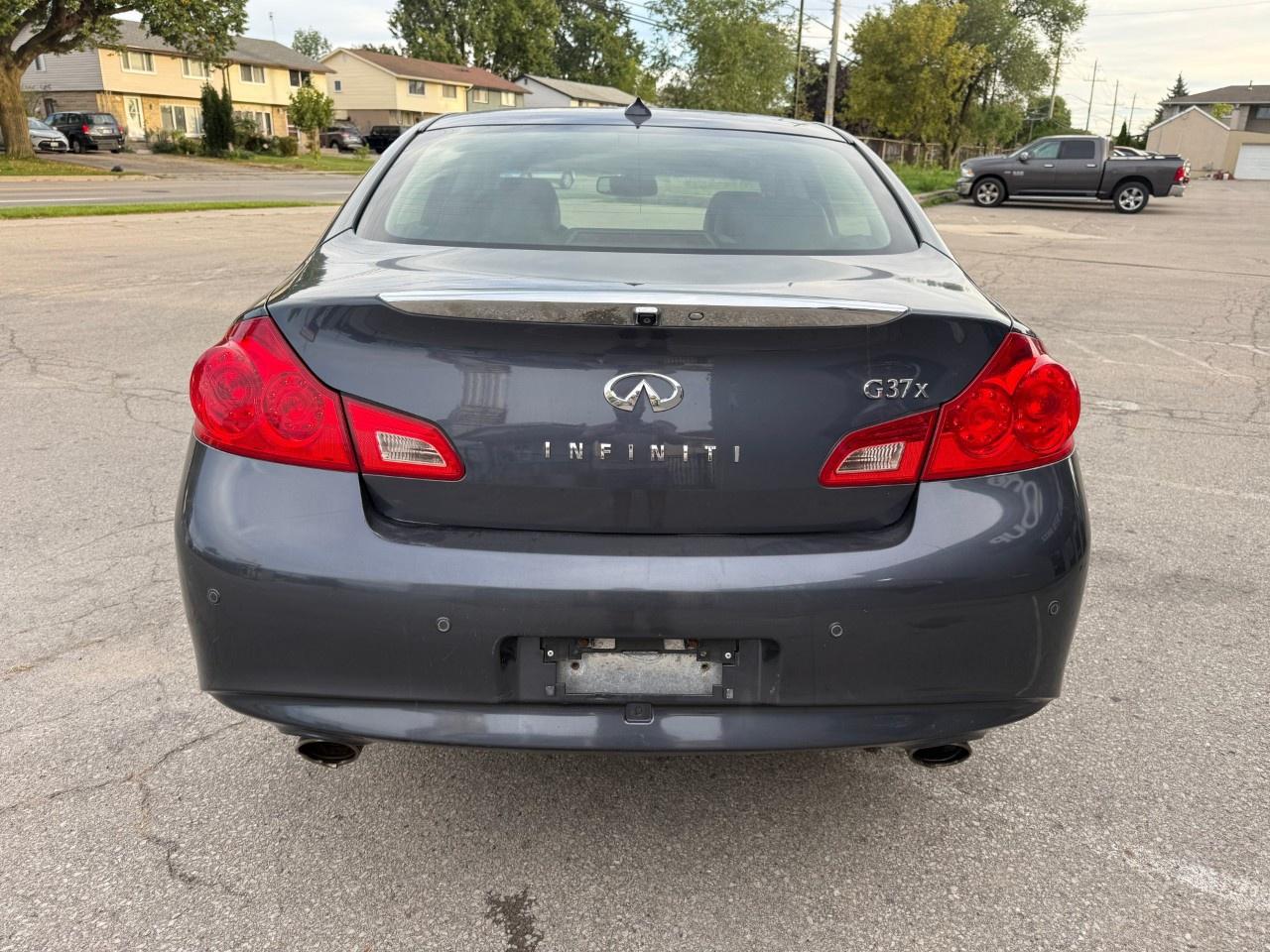 2010 Infiniti G37 Sedan x AWD Photo
