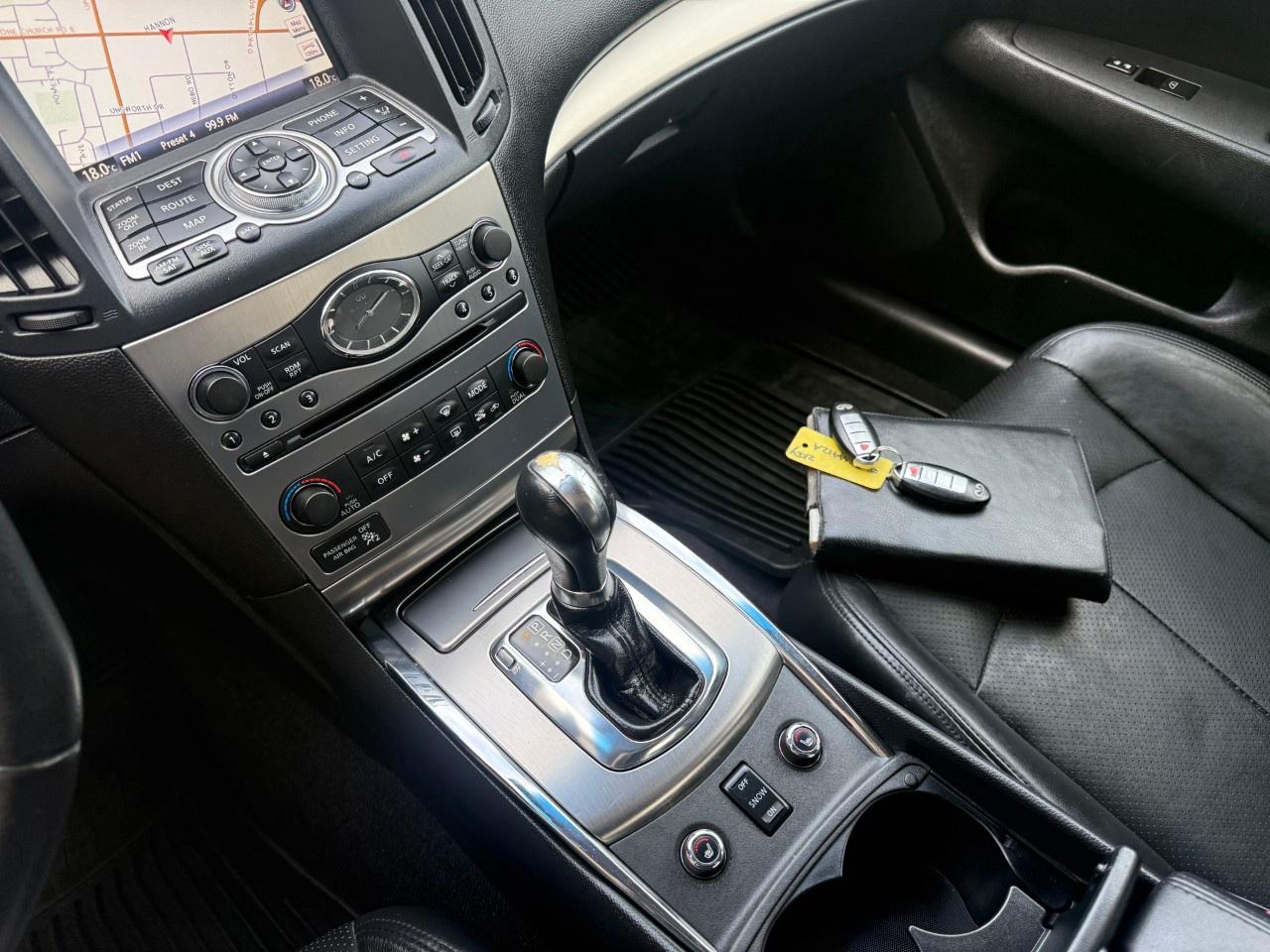 2010 Infiniti G37 Sedan x AWD Photo