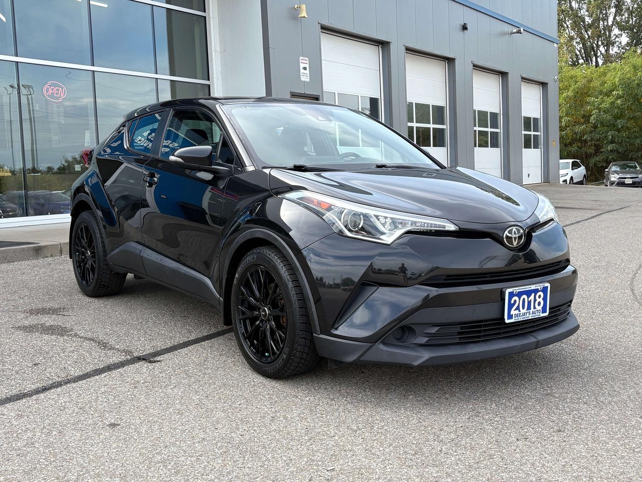 2018 Toyota C-HR XLE Photo