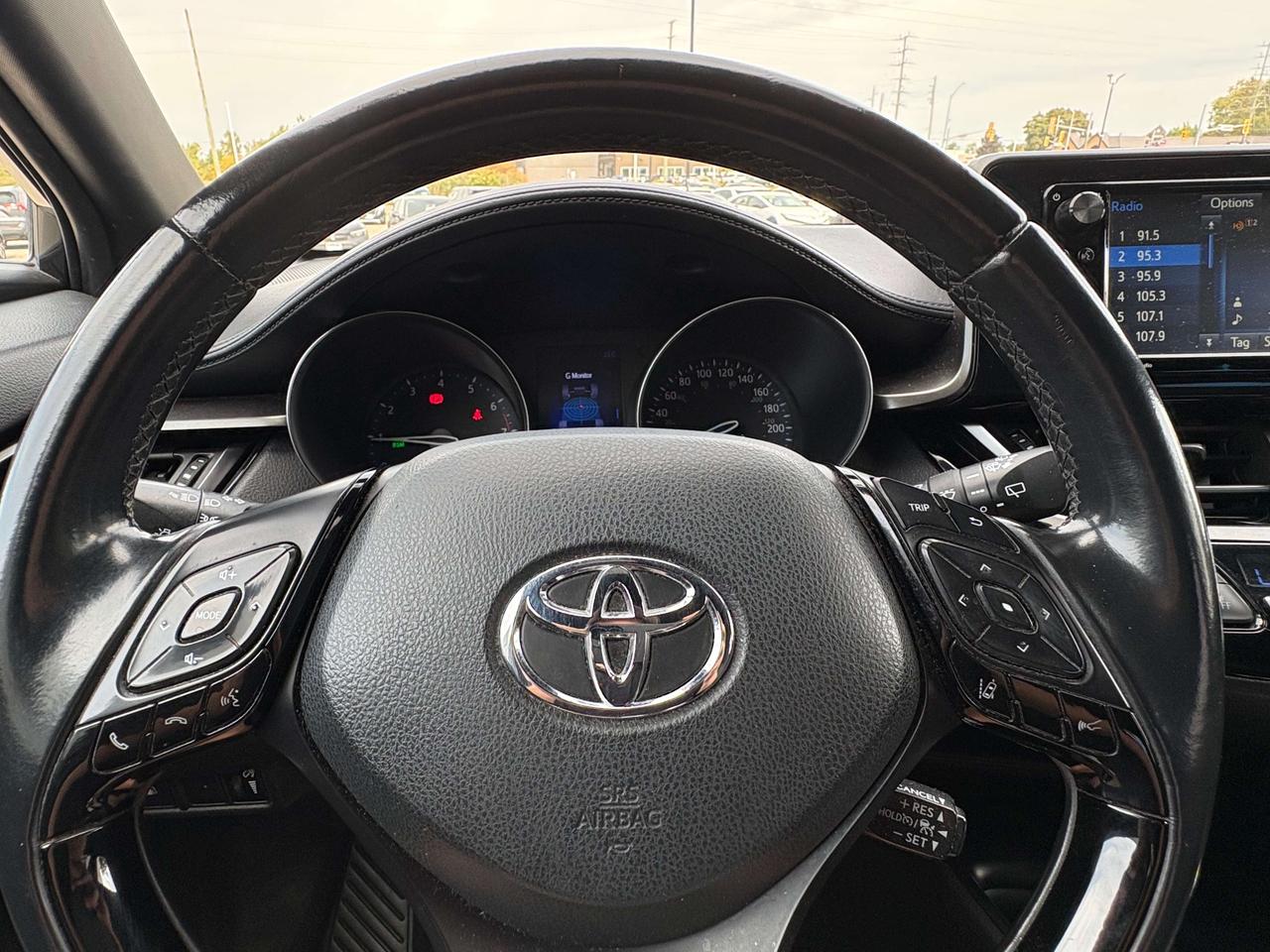 2018 Toyota C-HR XLE Photo