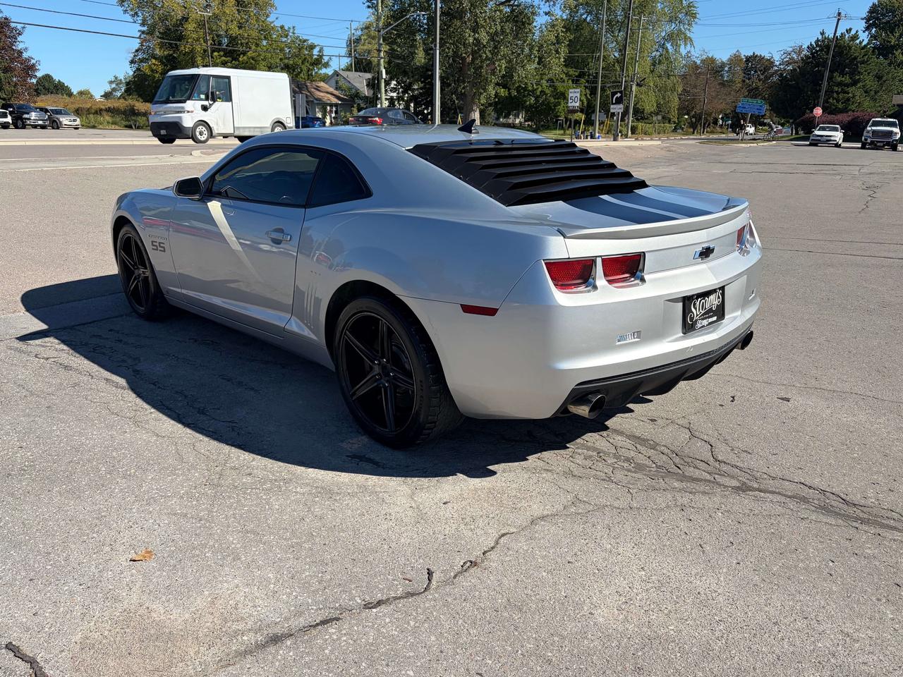 2010 Chevrolet Camaro 2SS 6.2L/LEATHER/AUTO/CALL PICTON 613-476-2188 Photo