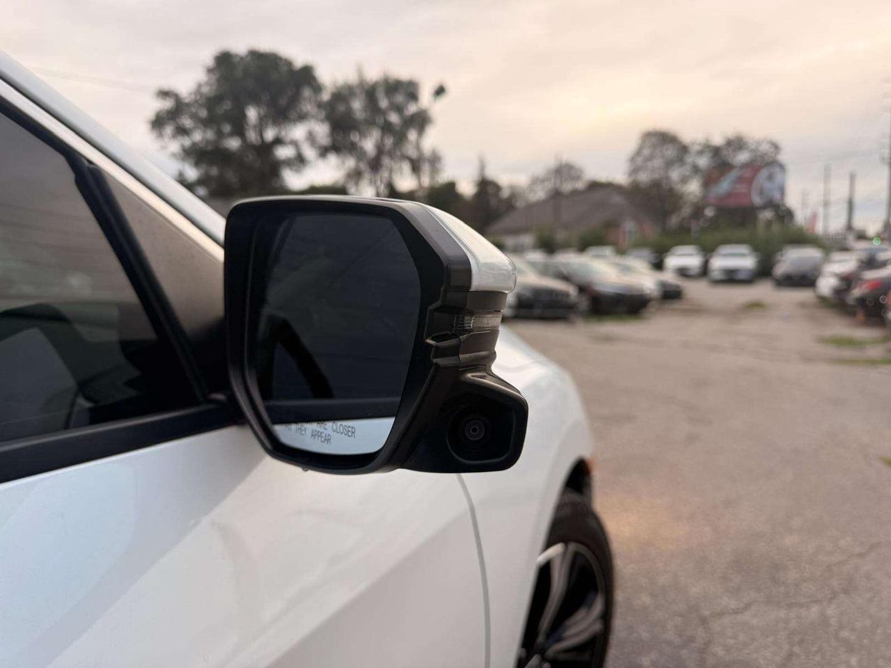 2018 Honda Civic Touring CVT Photo