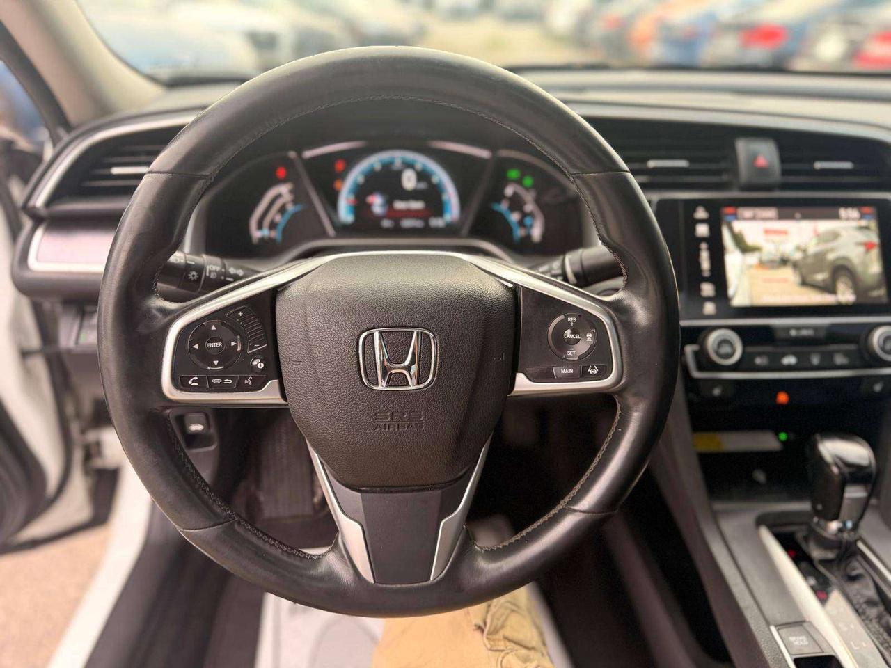 2018 Honda Civic Touring CVT Photo