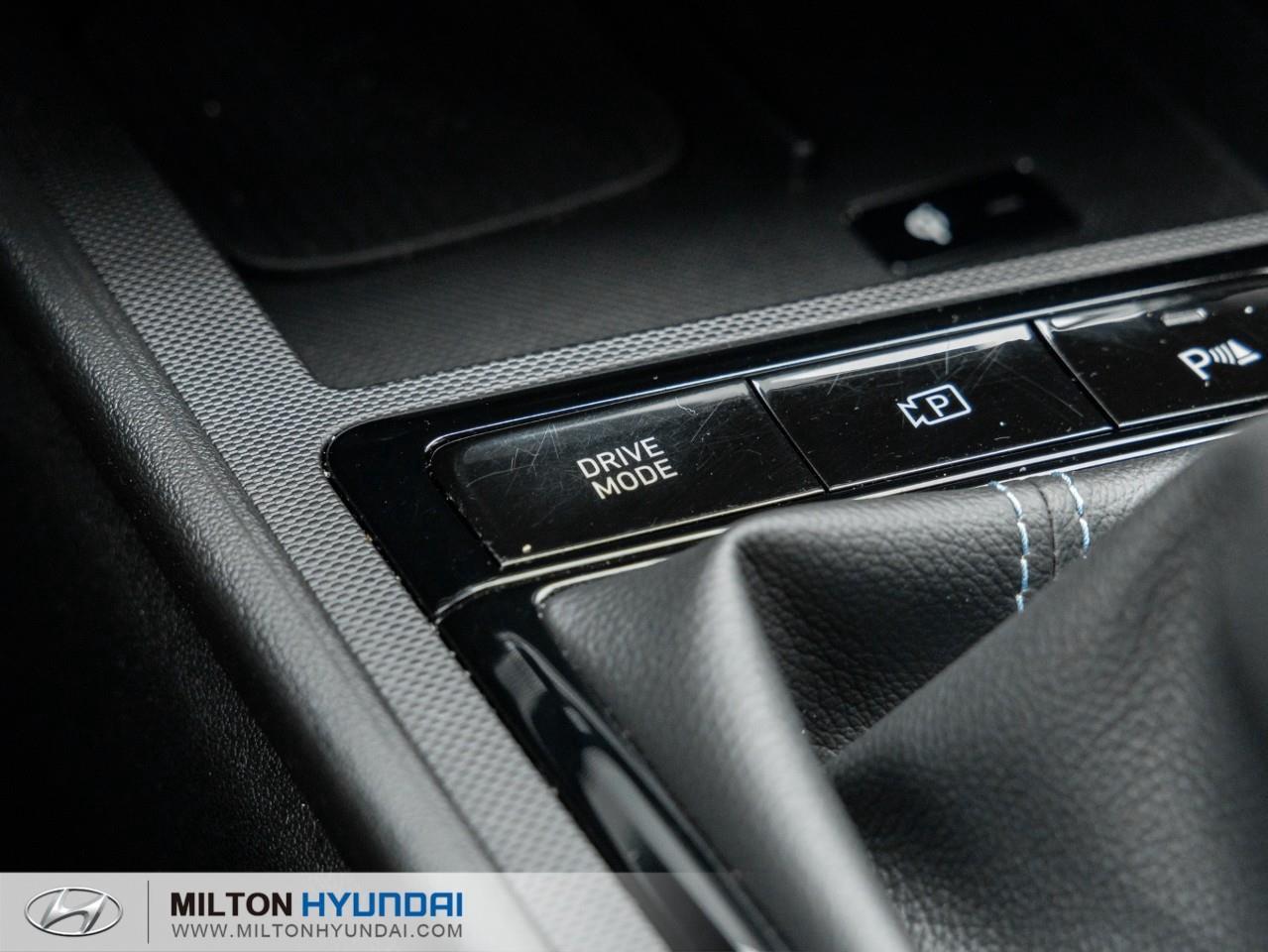 2025 Hyundai Elantra N Base 4dr Sedan Photo
