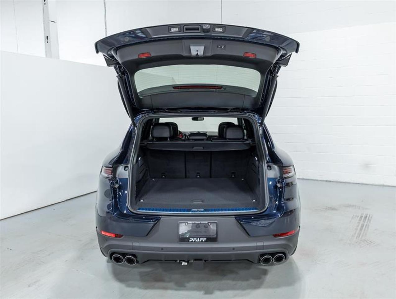 2026 Porsche Cayenne  Photo