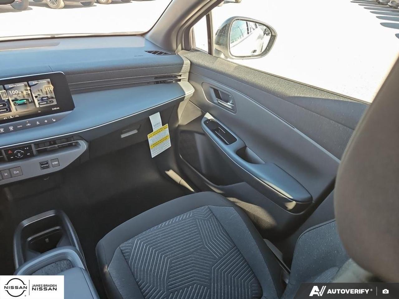 2027 Nissan Leaf S FWD Photo