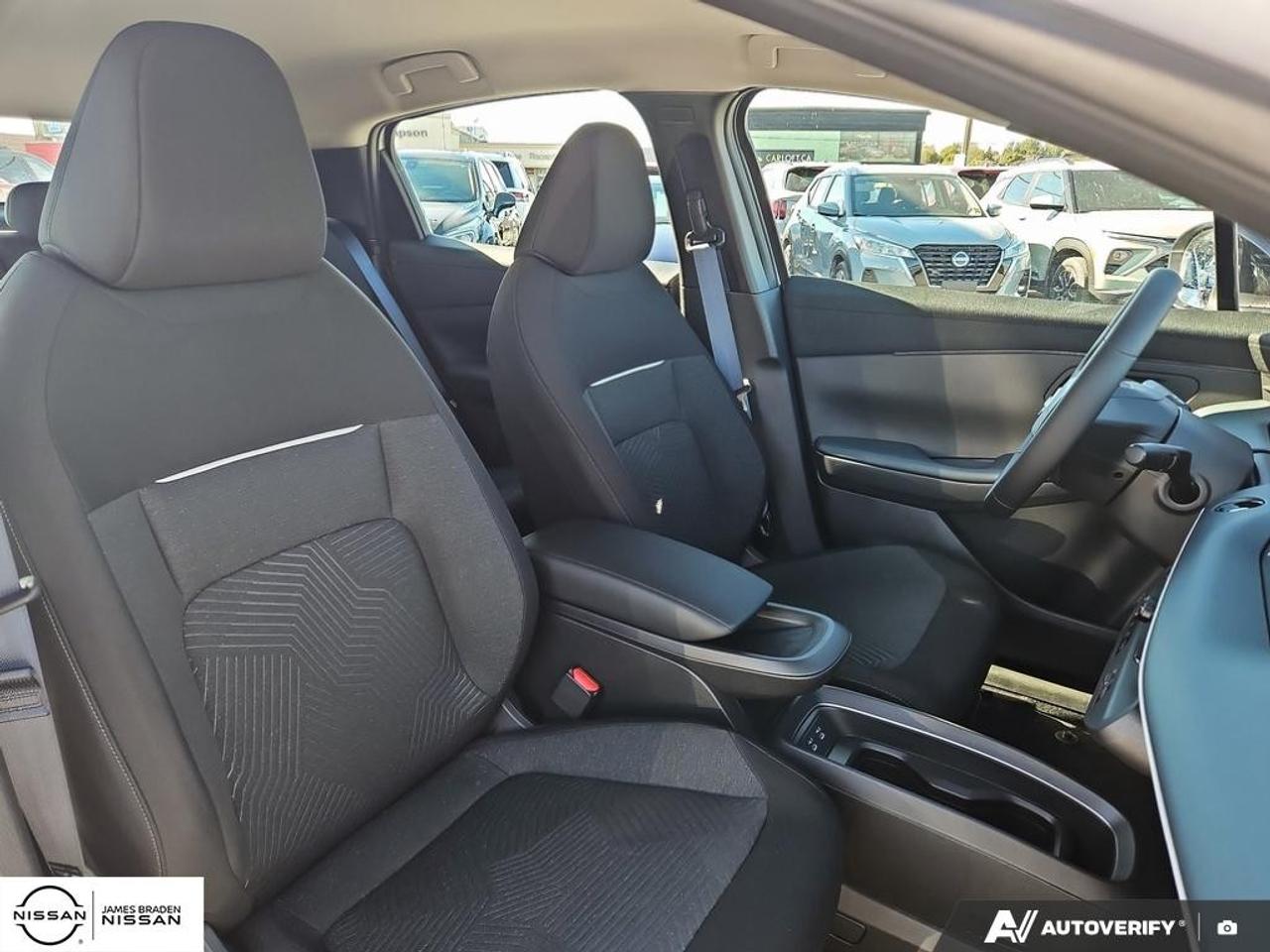 2027 Nissan Leaf S FWD Photo