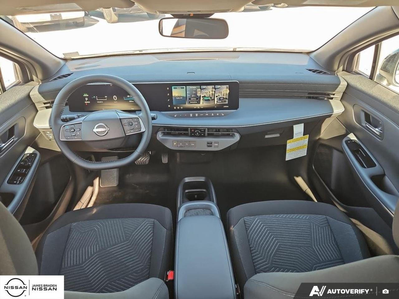 2027 Nissan Leaf S FWD Photo
