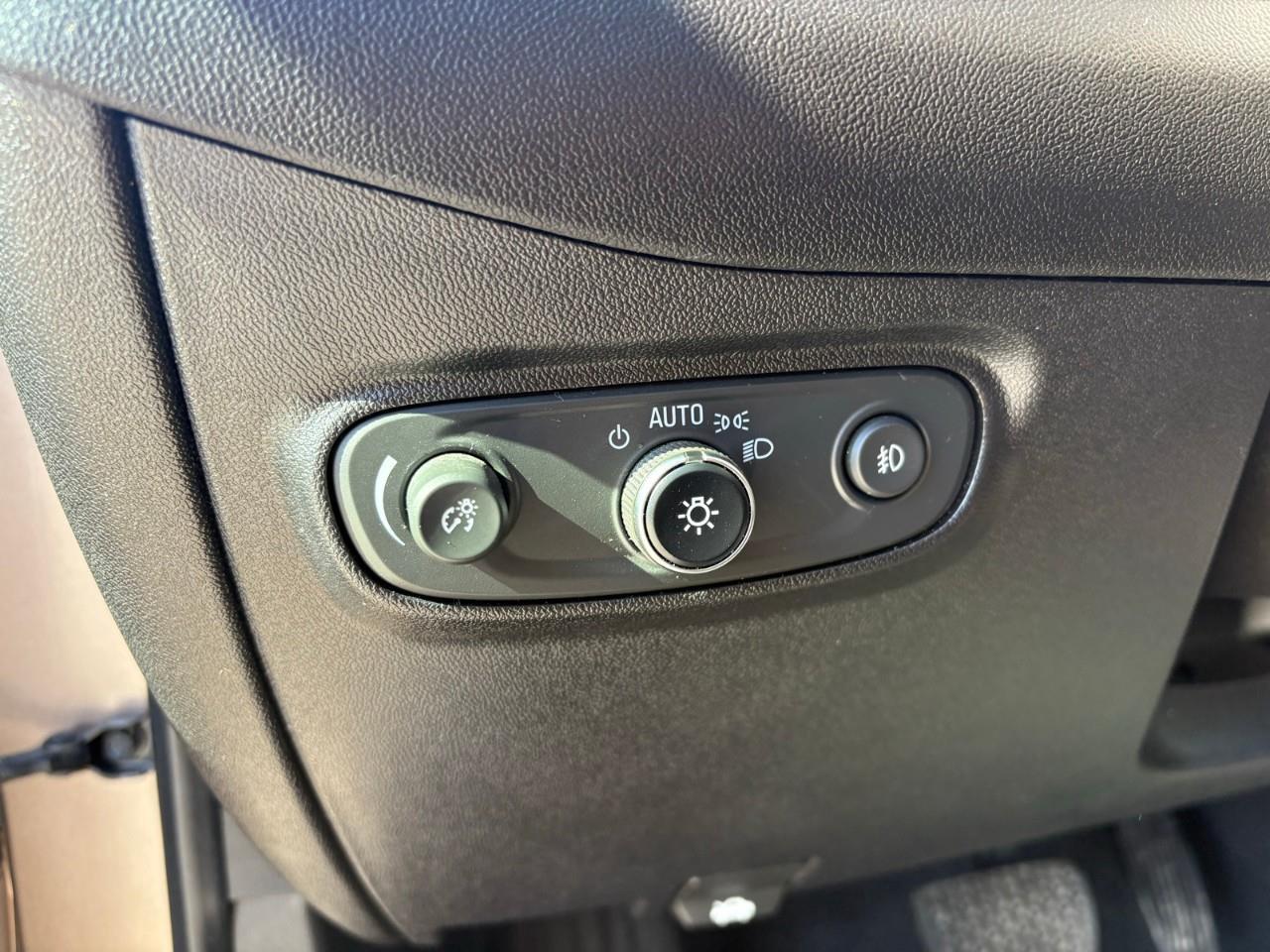 2018 Chevrolet Equinox Premier Front-Wheel Drive Photo