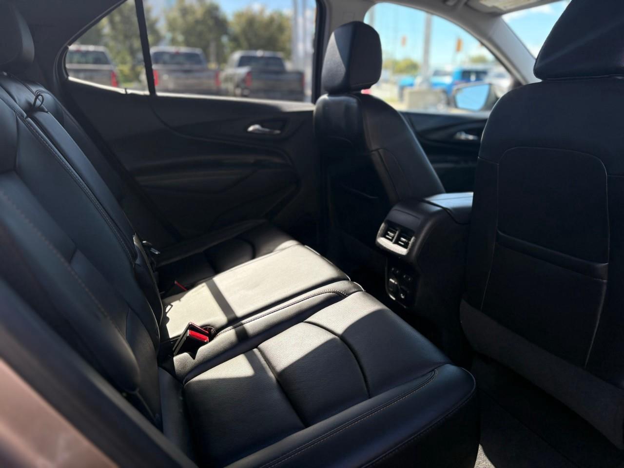 2018 Chevrolet Equinox Premier Front-Wheel Drive Photo