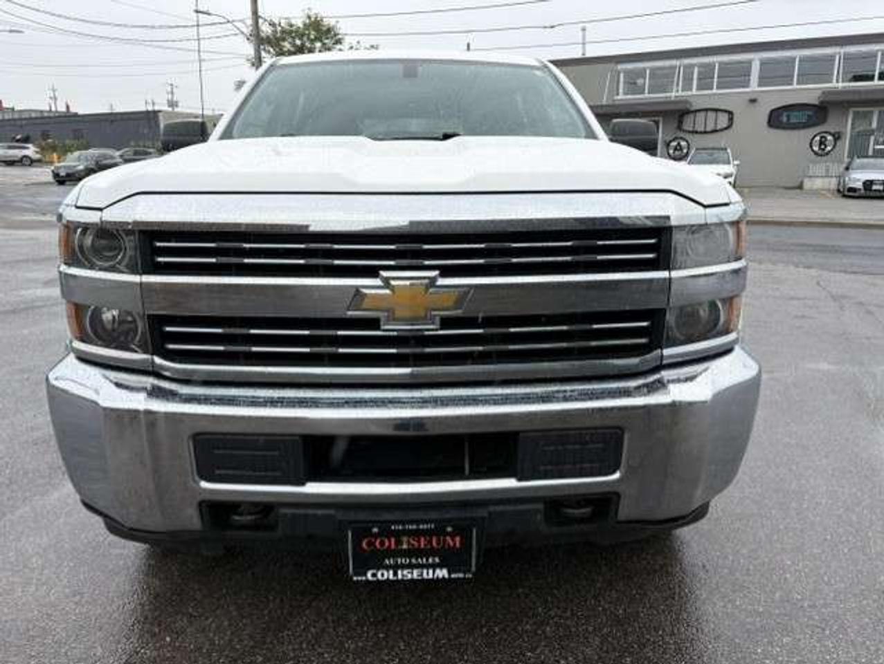 2015 Chevrolet Silverado 2500 4X4 CREW CAB-LEER CAP-CARGO BED SLIDE-1 OWNER Photo