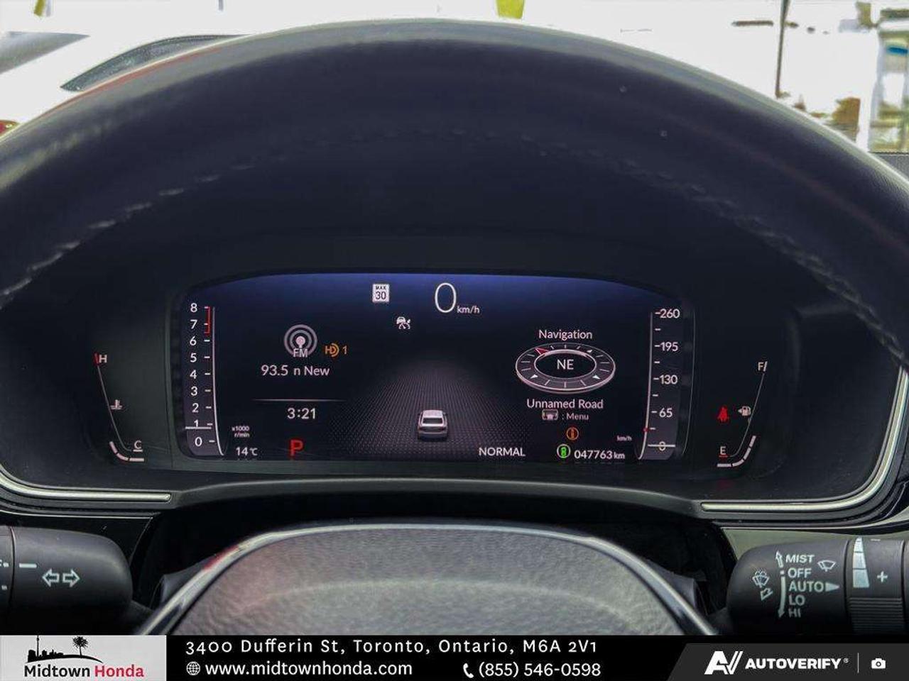 2022 Honda Civic Touring CVT Sedan Photo